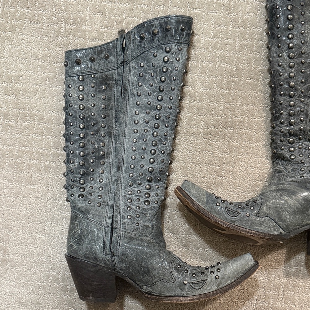 Corral Vintage Studded Black Western Boots - Picture 7 of 11